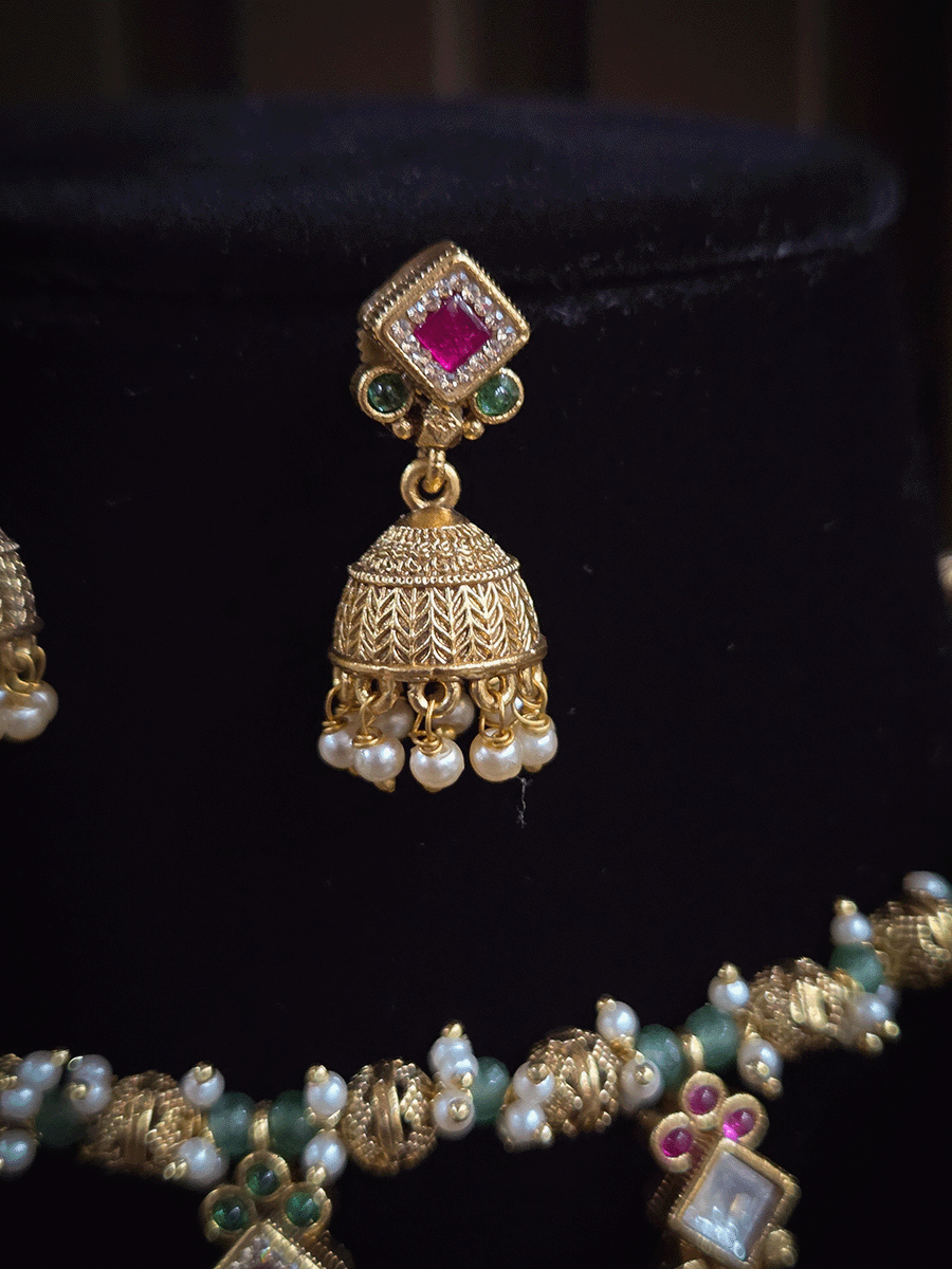 Aqua and matar bead string set with kundan and ruby stone tukdies