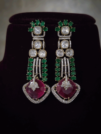 Zircon detailing on three hanging stones tukdies of moissanite set