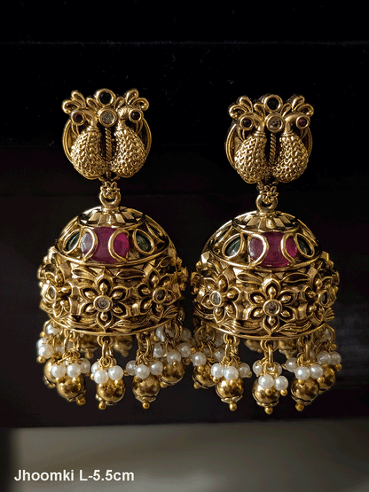 Kundan studded 6cm broad Laxmiji set with elephants and peacocks carving