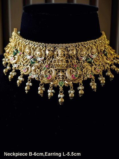 Kundan studded 6cm broad Laxmiji set with elephants and peacocks carving
