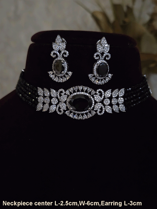 Oval coloured stone in center with AD leaf design and onyx side strings set