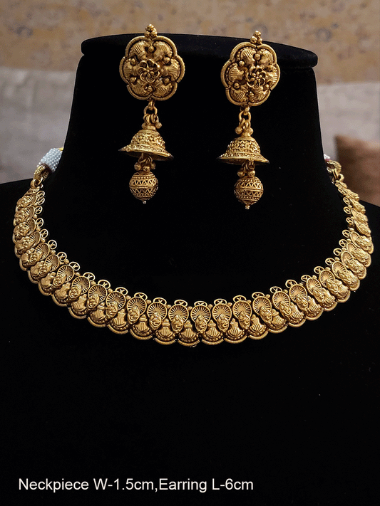 Traditional circular self design top set