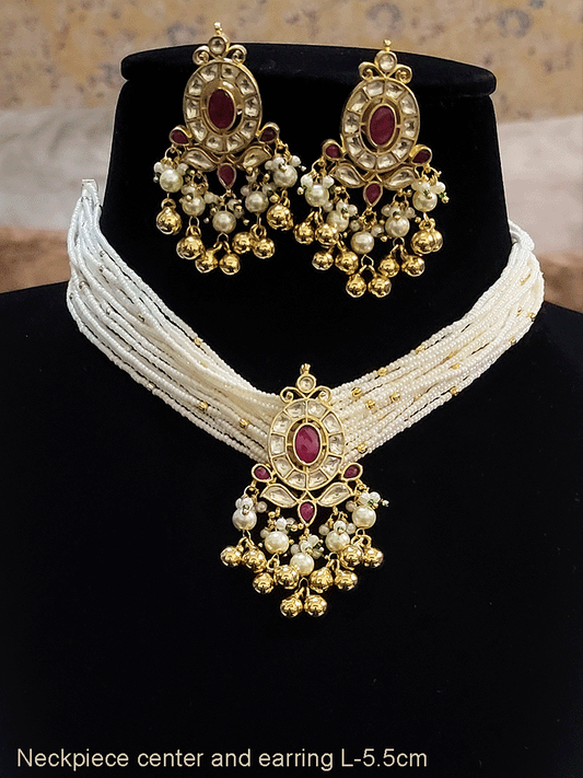 Oval center paachi kundan tukdi with side cheed strings set