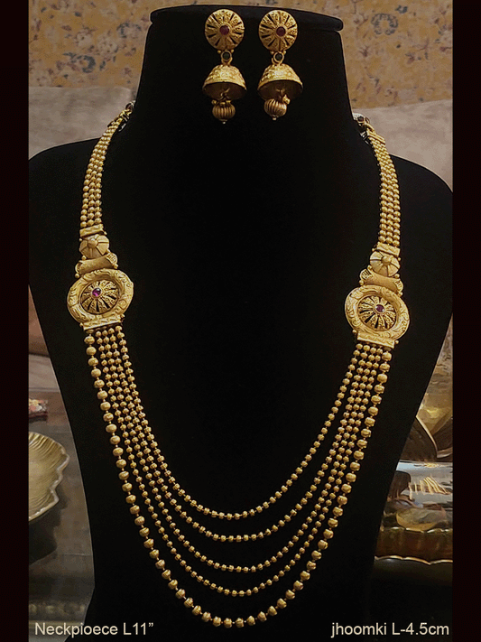 Five layer gold bead 11" set with intricate self design side brooches and jhoomkies