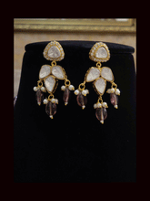 Load image into Gallery viewer, Five bold bead strings ganpati ji pendant set surrounded with kundan and AD