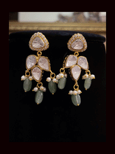 Load image into Gallery viewer, Five bold bead strings ganpati ji pendant set surrounded with kundan and AD