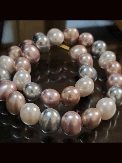 1.75 cm egg shell bead 8 inch long string