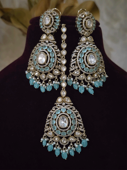 Oval shaped moissanite pendant with stones studded hasli set in mehandi finish