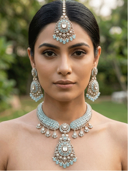 Oval shaped moissanite pendant with stones studded hasli set in mehandi finish