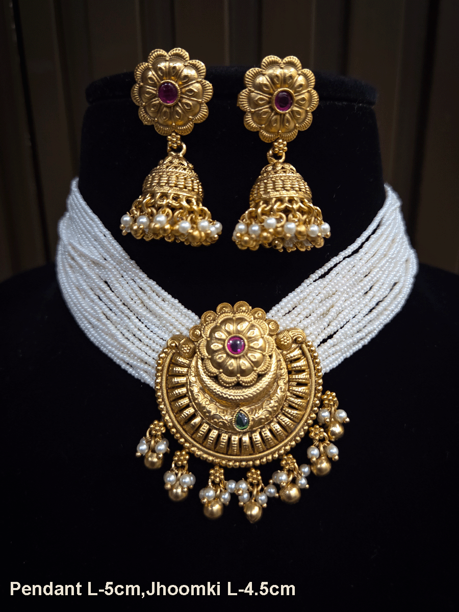 Flower top chandbali design pendant with side cheed string set