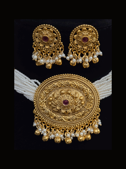 Oval center pendant with ruby stone on flower design side cheed string set