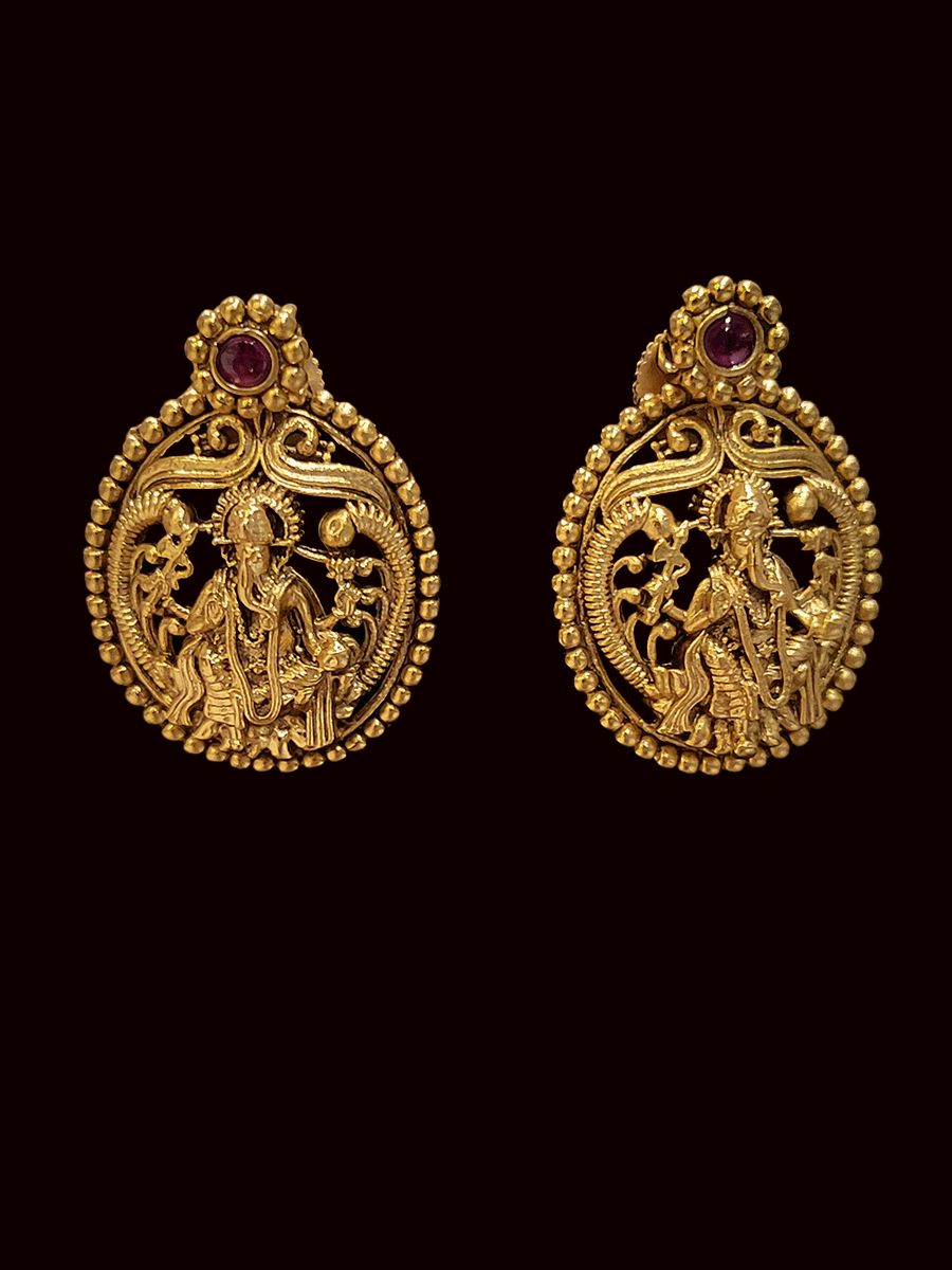 Oval Ganpatiji tukdies in matar bead necklace set