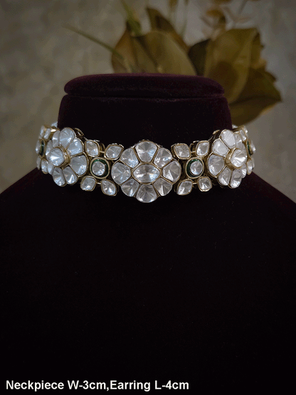 Moissanite setting in flower design classy set