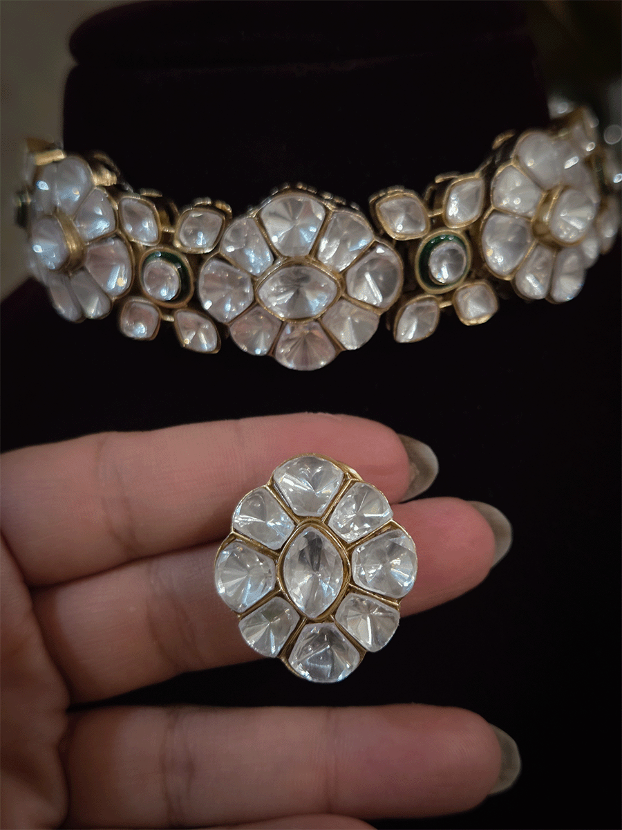 Moissanite setting in flower design classy set