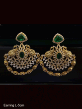 Load image into Gallery viewer, Oval tukdies with polki embedded five line top with three layer zircon and polki frill broad set