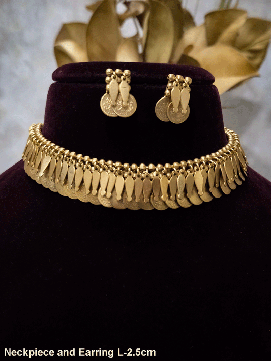 Traditional coin design set with falling leaves top line