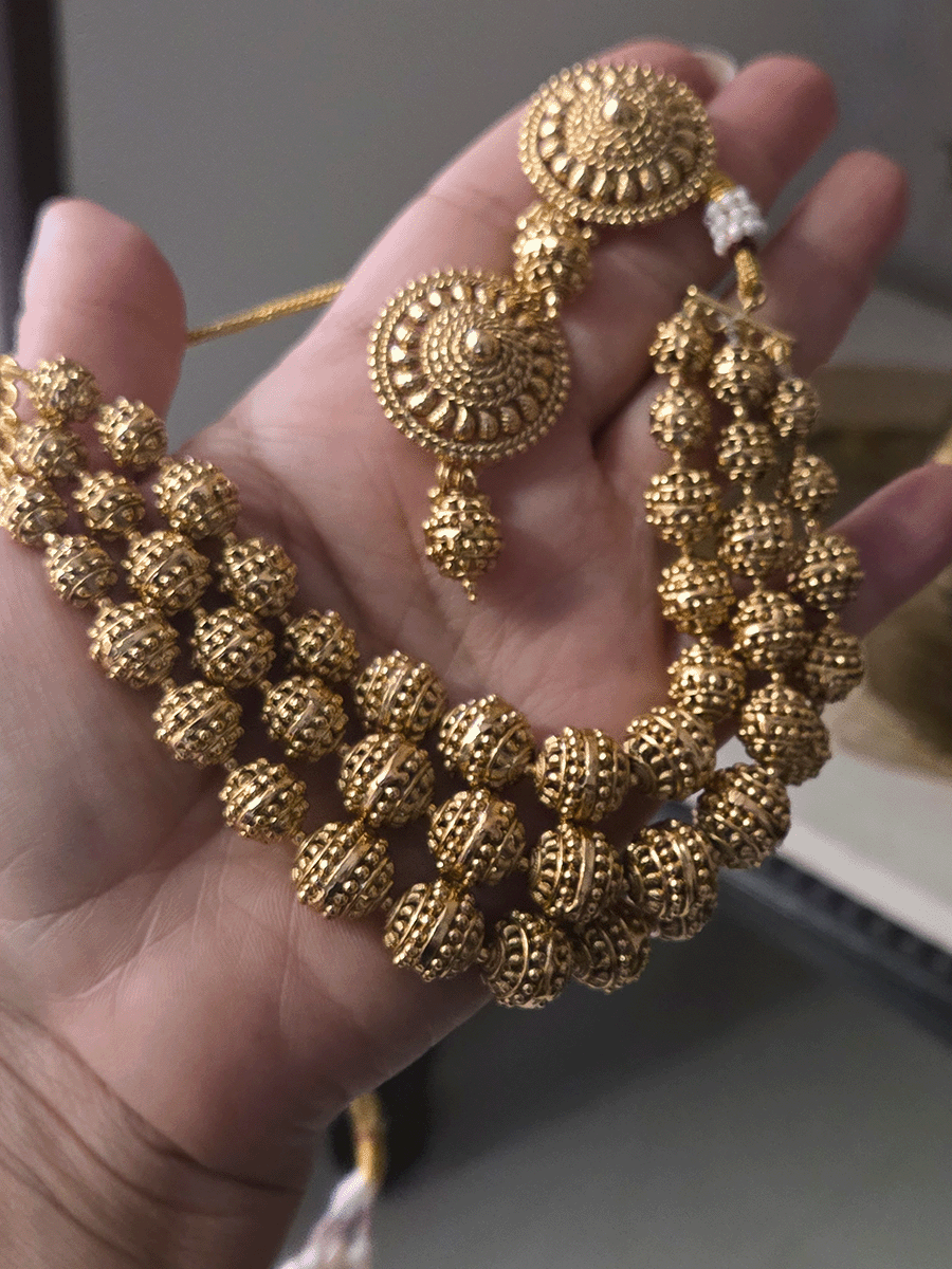 Triple matar bead mala choker set