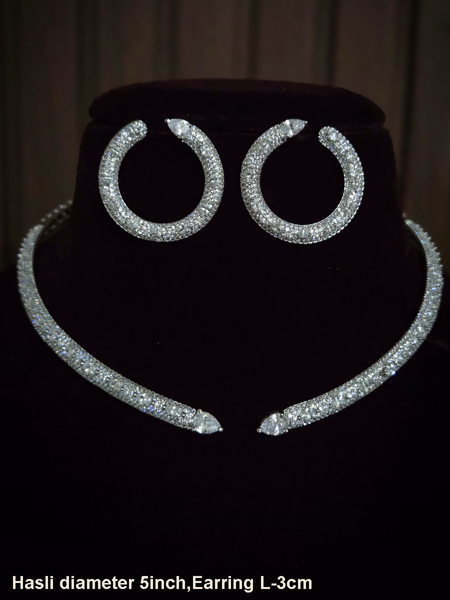 Sleek silver finish AD Hasli with coloured tear shaped stone