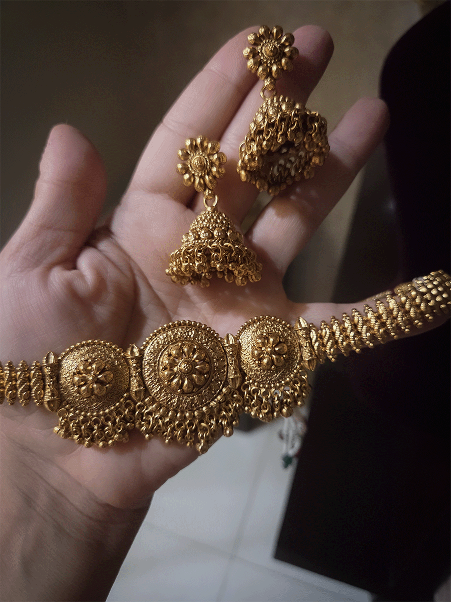 Three self design flower center chik set with broad side chain and ghunghru hangings