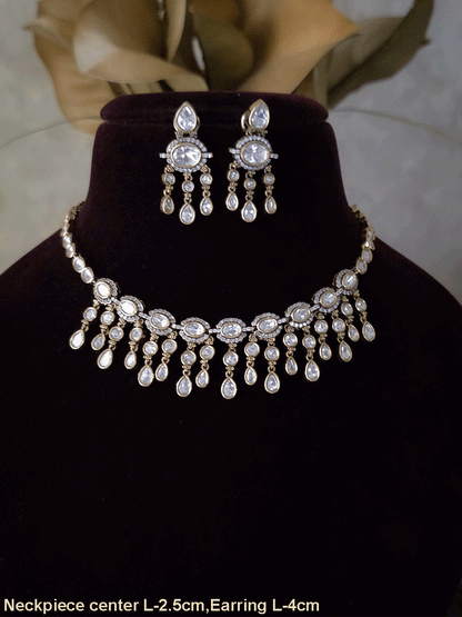 Oval connecting moissanite tukdies set with tear drop shaped moissanite hangings