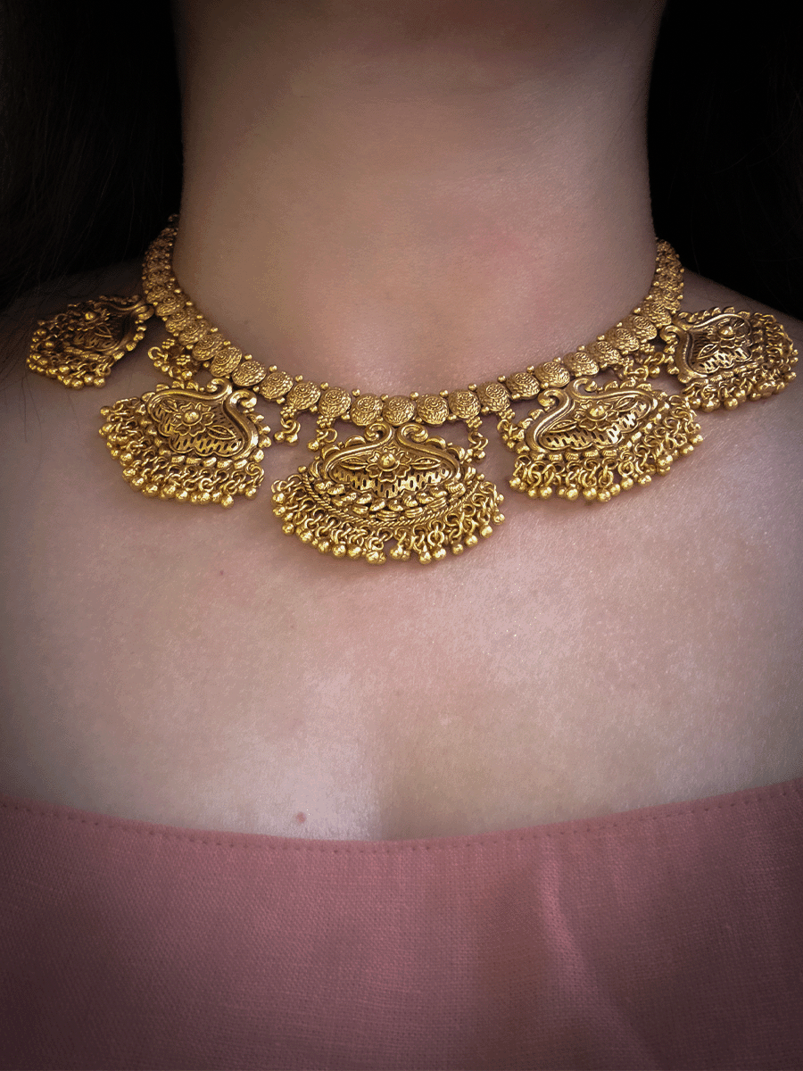 Traditional design five tukdies with ghunghru hangings set