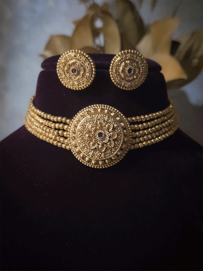 Circular flower design choker set with ruby stone in center and side 5 gold bead chains