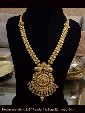 Oval self design side string long set with round bold pendant with matar bead drop