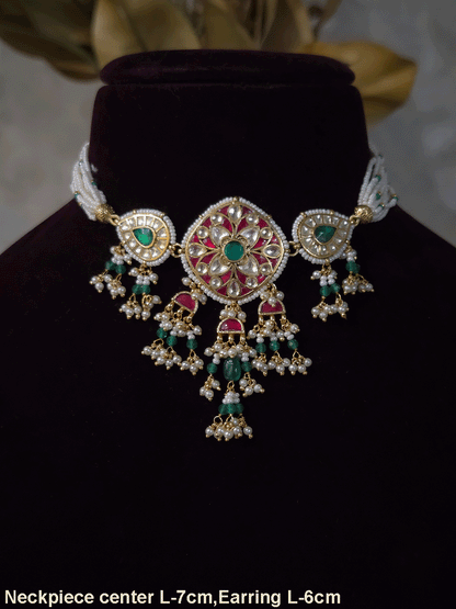 Paachi kundan red inlay work center tukdi with side leaf tukdies traditional set with green drops