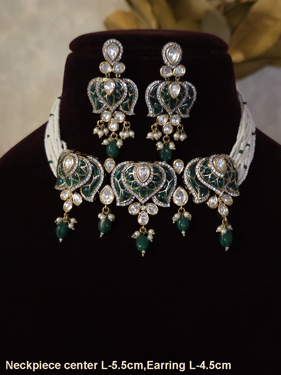 Inverted lotus coloured stones and uncut polki set with side cheed strings and bead drops