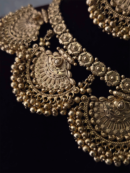 Semi circular flower design engraved ghunghru hanging tukdies  with flower design chain set