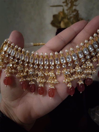 Dark peach paachi kundan broad set with maangtika and jhoomki earrings