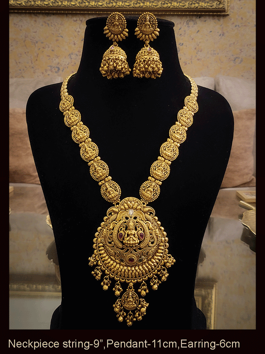 Laxmiji side string in Laxmiji pendant set with laxmiji motif tukdi drop