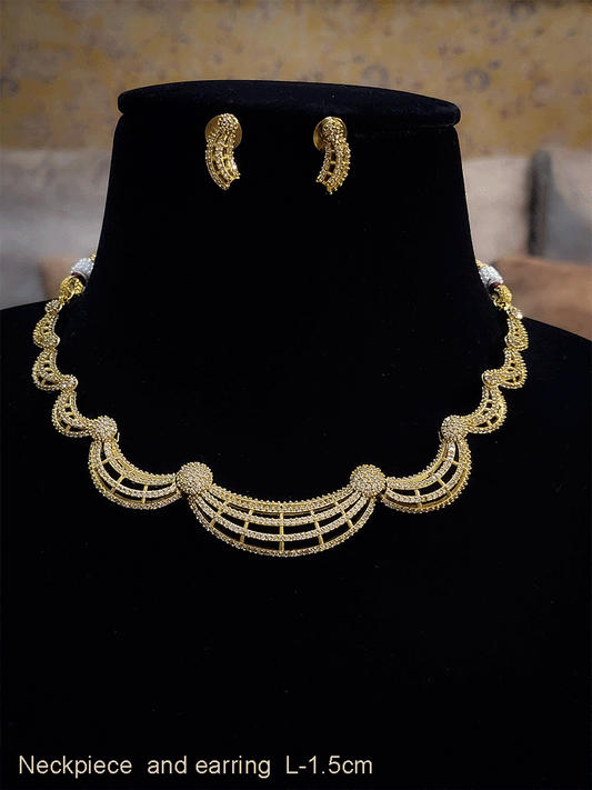 Zircon studded wavy design necklace set