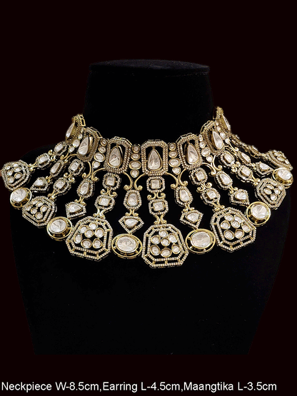 Mehandi finish 8.5cm broad uncut polki choker set with maangtika and earrings
