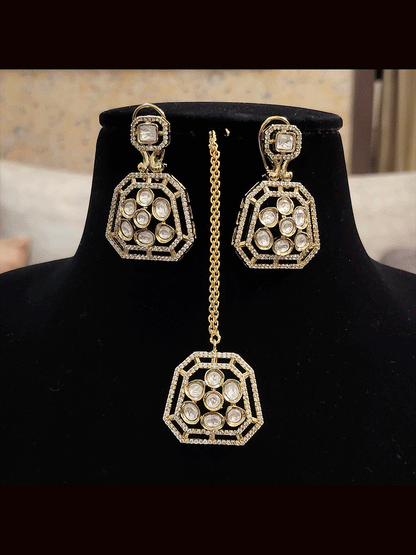 Mehandi finish 8.5cm broad uncut polki choker set with maangtika and earrings