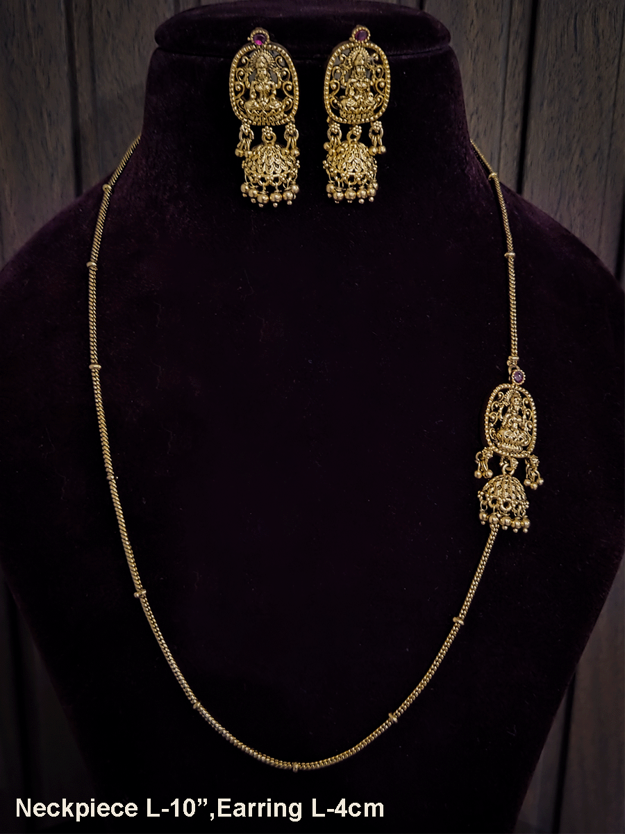 Laxmiji tukdi with half jhoomki hanging side brooch in 10" long chain set