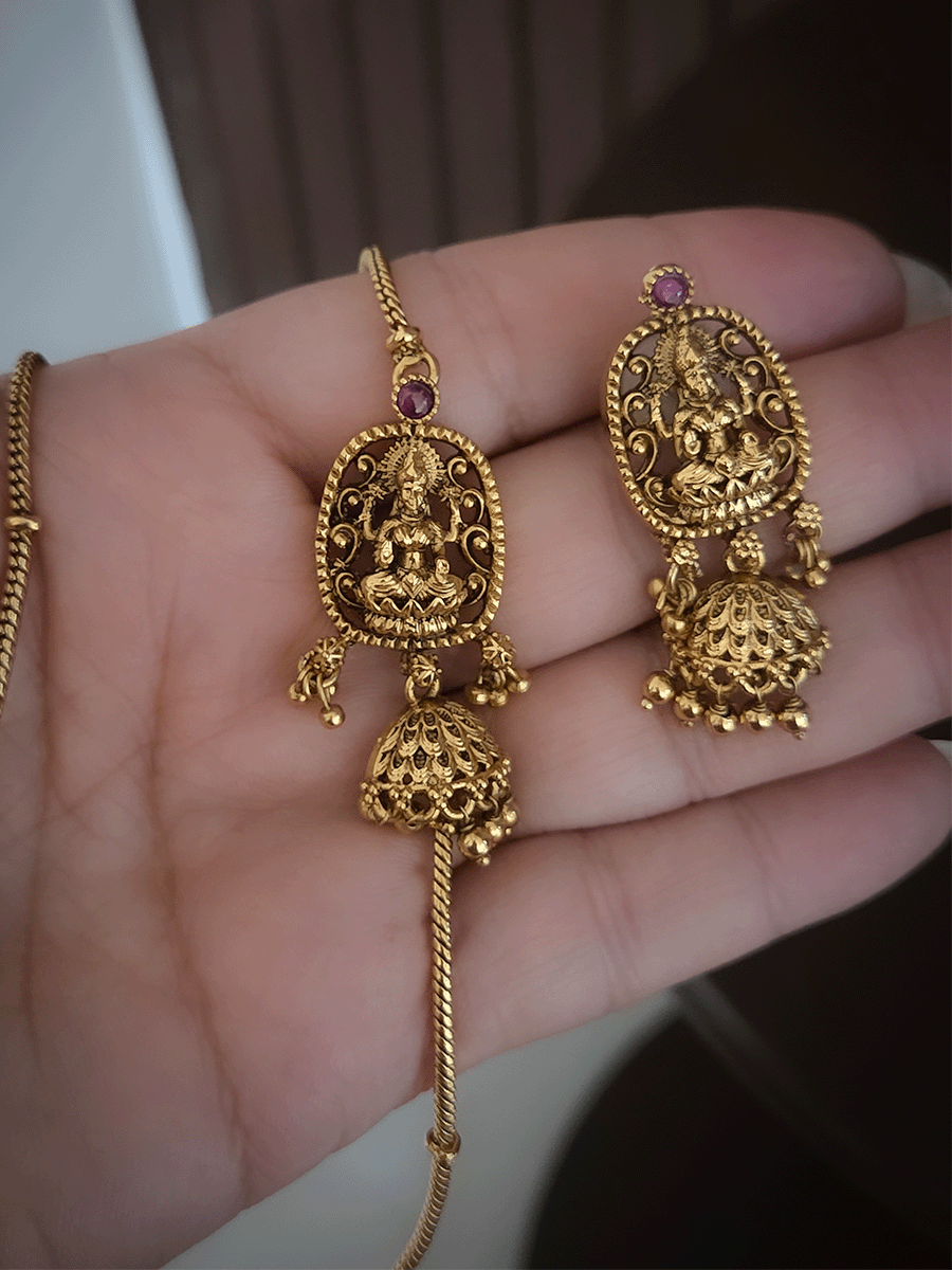 Laxmiji tukdi with half jhoomki hanging side brooch in 10" long chain set