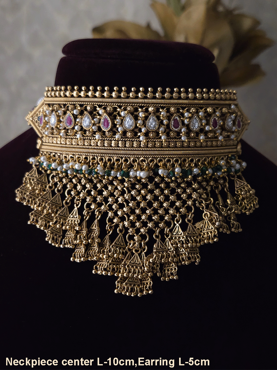 Tear drop shaped kundan and ruby stone with green and white beads hanging rajputi choker