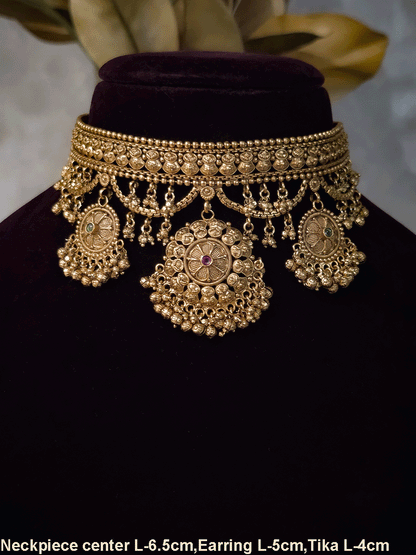 Traditional design chik set with chain jhallar and three flower hanging tukdies