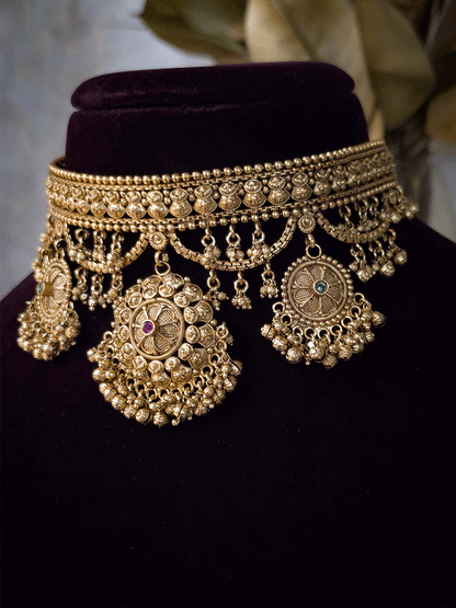 Traditional design chik set with chain jhallar and three flower hanging tukdies