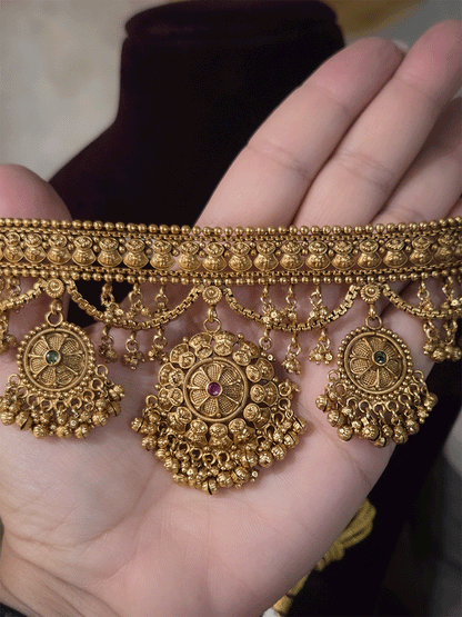 Traditional design chik set with chain jhallar and three flower hanging tukdies