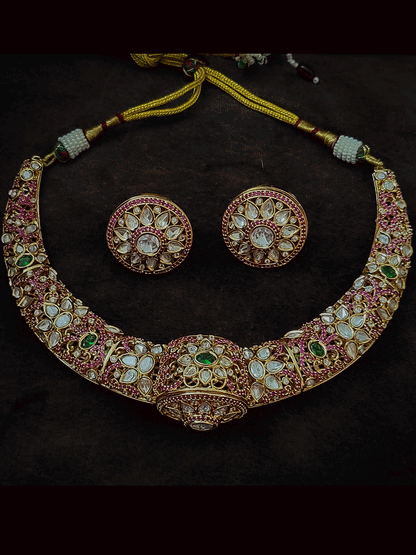 Stones studded kundan flower design hasli