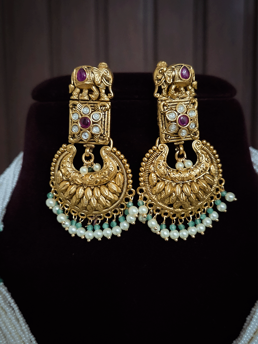 8 inch long cheed strings with matar bead set with elephant top design kundan flower pendant(9cm)