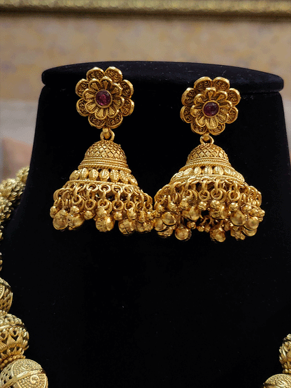 Bold circular pendant flower center and peacock top matar bead strings set