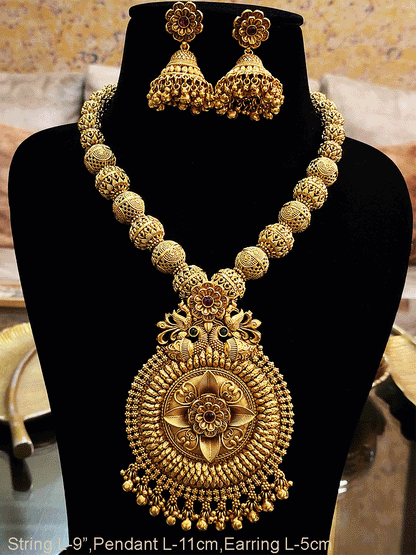 Bold circular pendant flower center and peacock top matar bead strings set