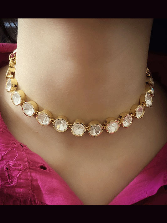 Single line round 1cm diameter kundan set with studs