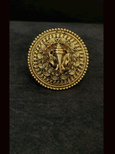 Load image into Gallery viewer, Round adjustable ganpatiji motif on flower design bold ring