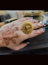 Load image into Gallery viewer, Laxmiji flower design adjustable ring with triple leaf lace