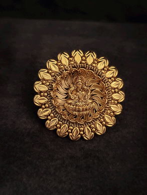 Laxmiji flower design adjustable ring with triple leaf lace