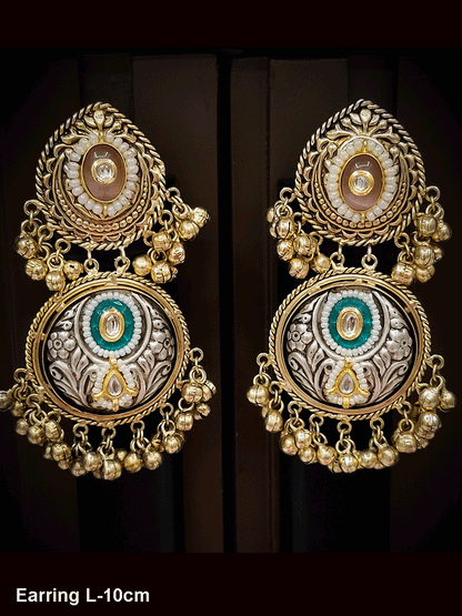 Leaf shaped top with kundan on stone dual finish ghunghru hanging earring(L-10cm)
